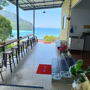 Albergue The View, Phi Phi Don
